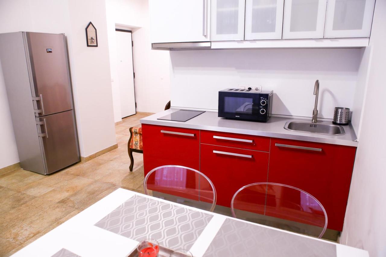 Stefania Apartment Centre Прага Экстерьер фото